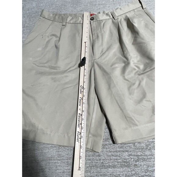 Izod Short Men’s Size 38 Chinos Golf Buttons Pockets - Picture 8 of 11